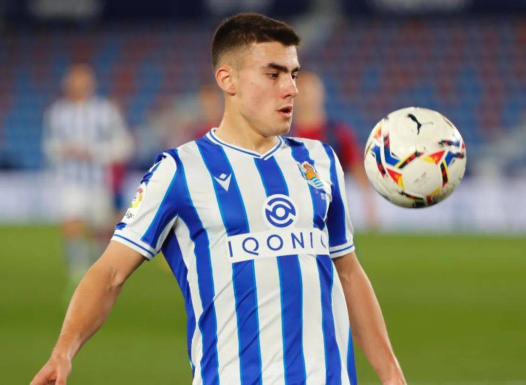 雷火竞技 -离谱!国际比赛日山东男篮调整名单以备国王杯波特兰开拓者加时末段调整名单,纽卡斯尔战术微调备战葡超的简单介绍